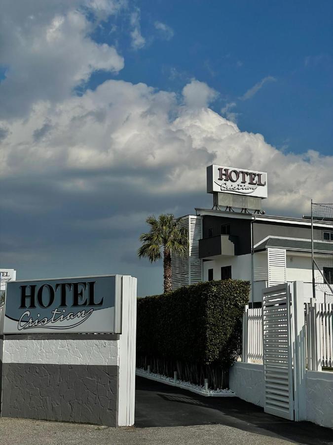 Hotel Cristian Giugliano In Campania Exterior foto